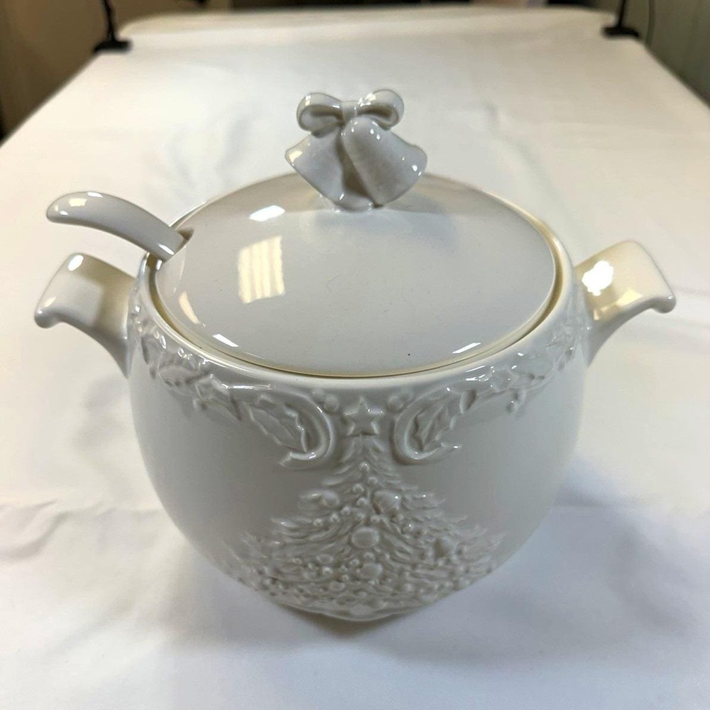 Vintage White Ceramic Christmas Soup Tureen Set Lid & Ladle Embossed Japan 10"